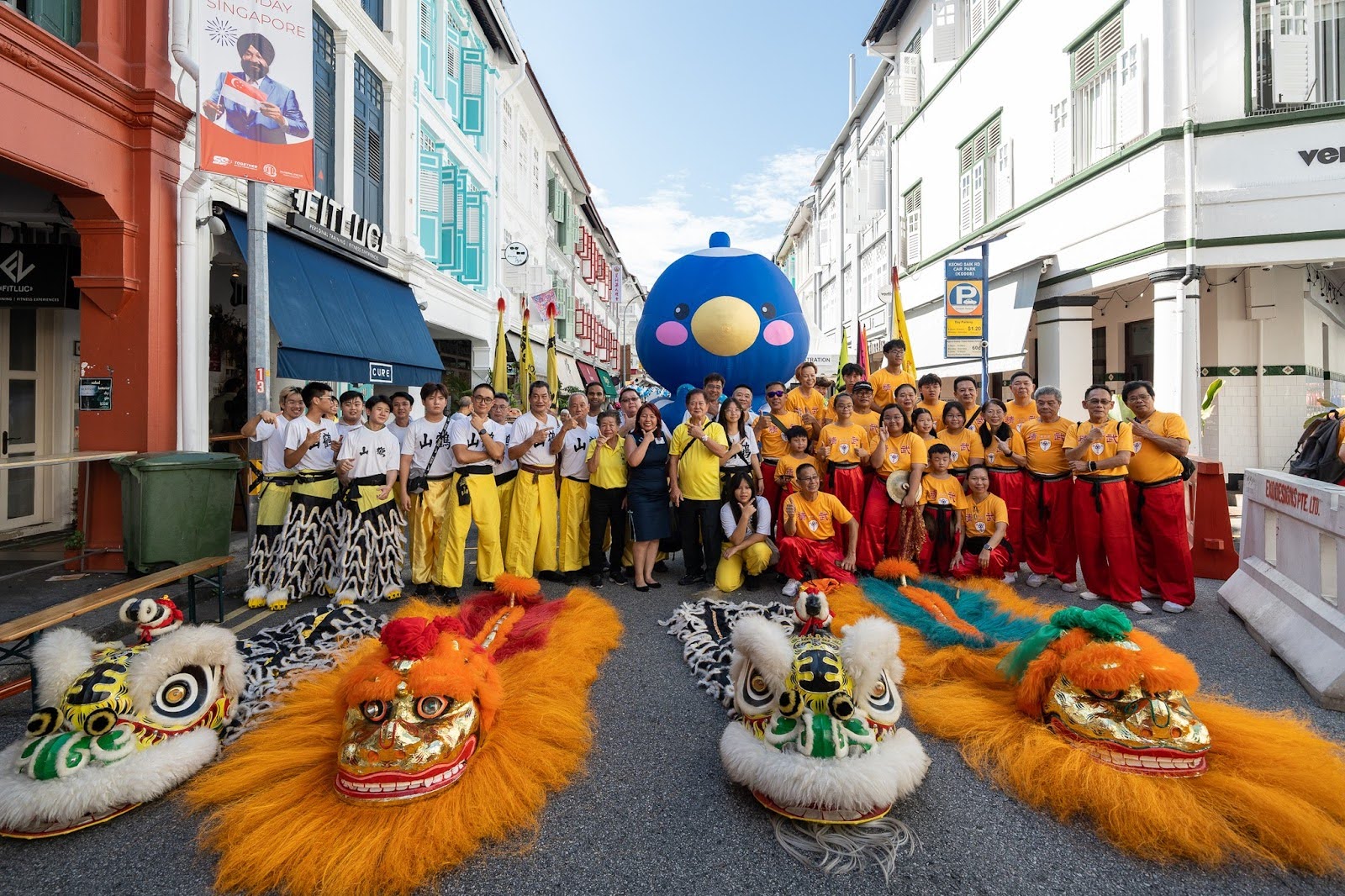 What Are The Pros And Cons Of An Inflatable Mascot?